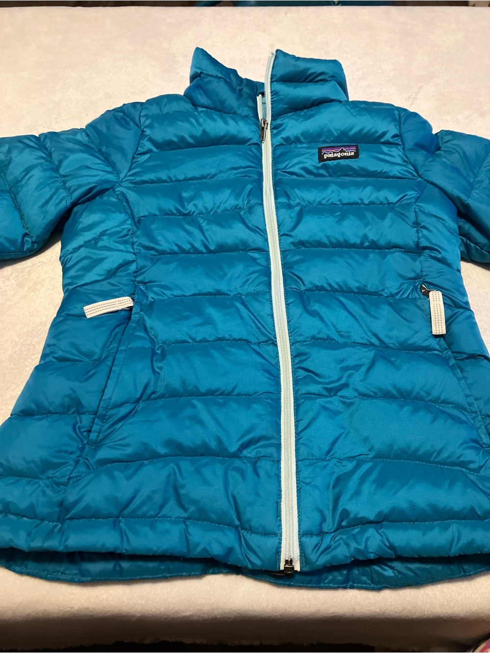 Patagonia Kids' Teal Down Jacket - Picture 3 of 6